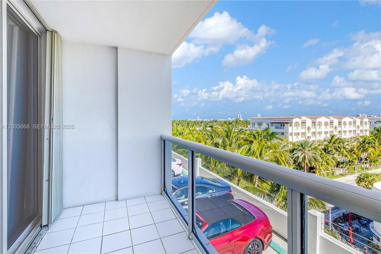1900 Sunset Harbour Dr , Unit 707, Miami Beach, FL 33139 Photo