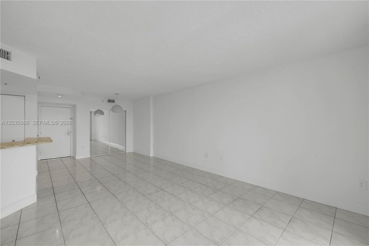 1900 Sunset Harbour Dr , Unit 707, Miami Beach, FL 33139 Photo