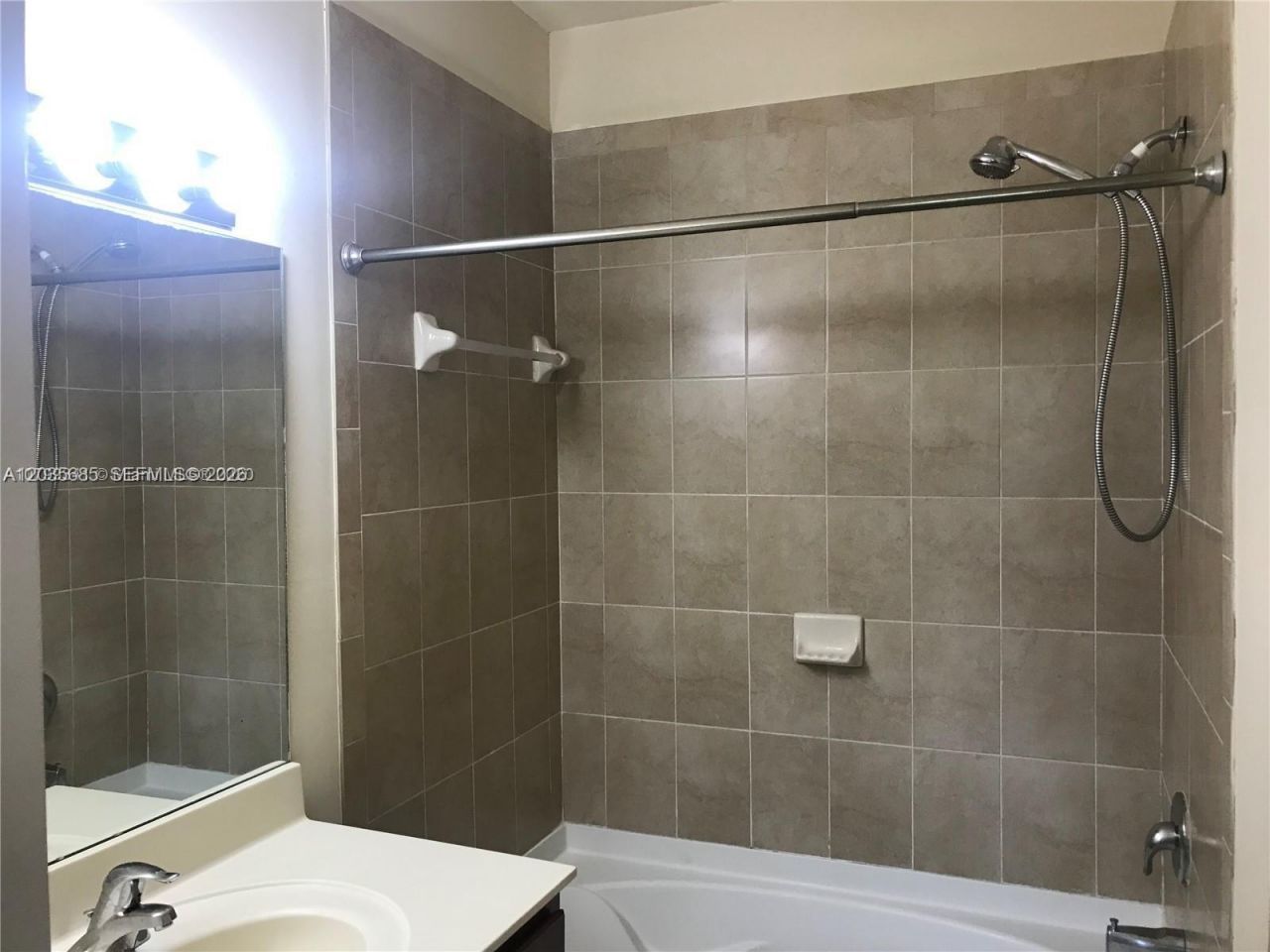 8900 NW 97th Ave, Unit 212, Doral, FL 33178 Photo
