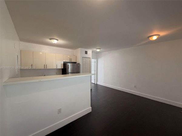 1040 NW 3rd Ave, Unit 5, Miami, FL 33136