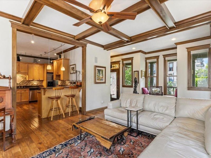 1085 Highland Street, Columbus, OH 43201 Photo 12