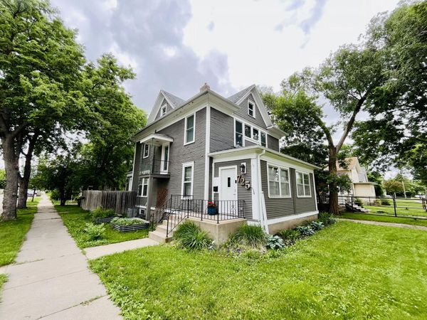 725 S Lincoln Street, Aberdeen, SD 57401