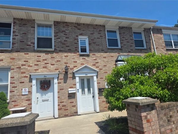 10 Wayne, Unit 21, Buffalo, NY 14225
