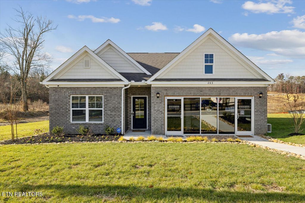 203 Eclipse Lane, Knoxville, TN 37924 Main Photo