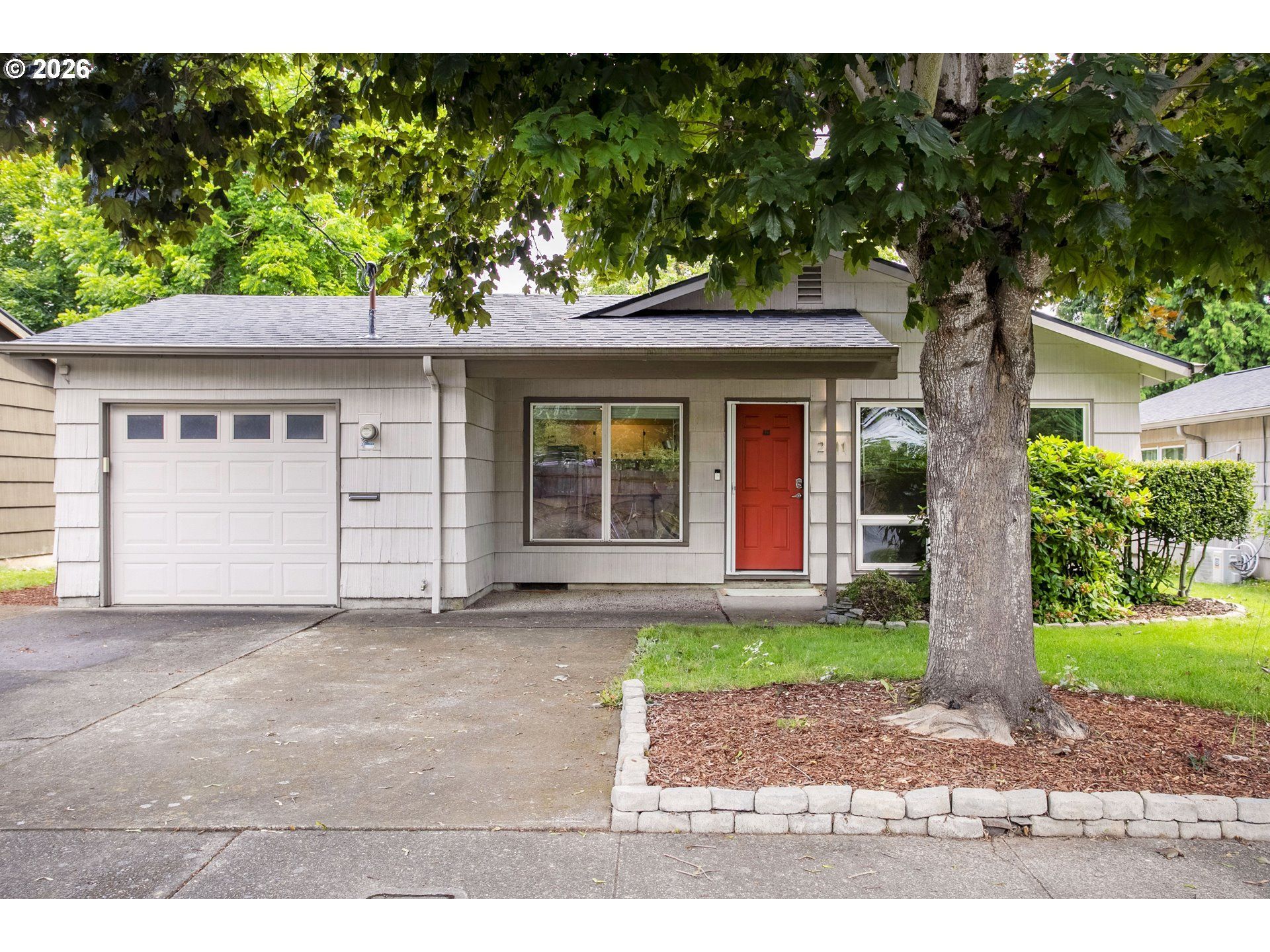 2811 N Arlington Pl, Portland, OR 97217 Main Photo