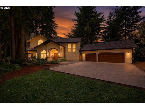 83550 KIECHLE ARM RD, Florence, OR 97439