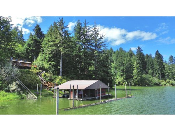 3226 S Tenmile LK, Lakeside, OR 97449
