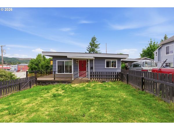 216 E Main ST, Coquille, OR 97423