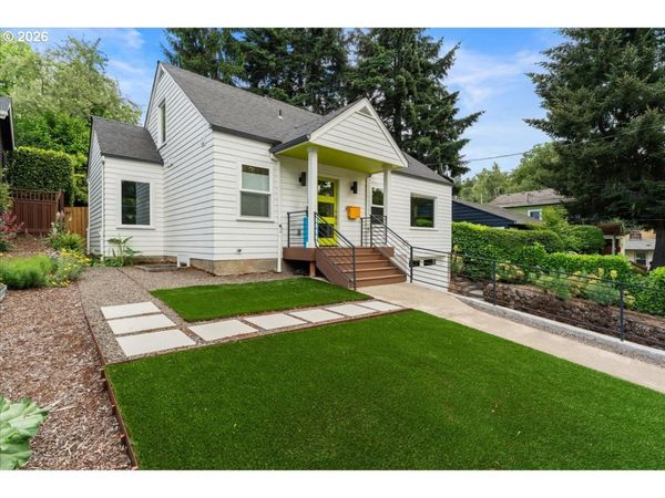 2852 NW Upshur ST, Portland, OR 97210