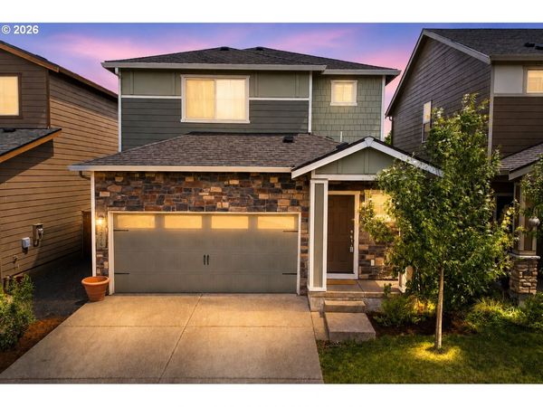 2276 NW WOODLAND DR, McMinnville, OR 97128