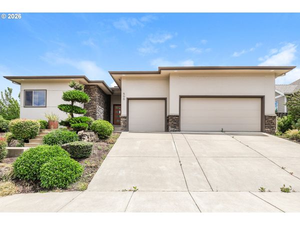 500 YAPA DR, Silverton, OR 97381