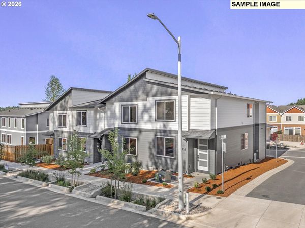 137 NW MAWRCREST AVE, Gresham, OR 97030