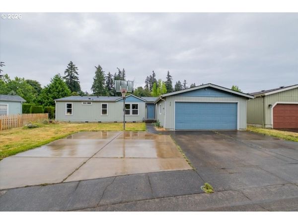 1655 S ELM ST, Unit 428, Canby, OR 97013