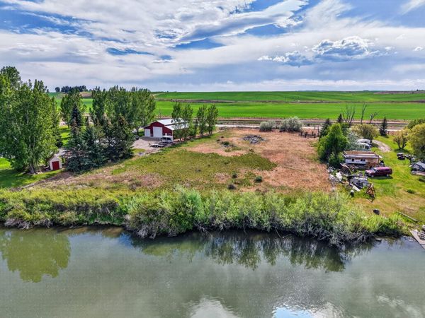 9686 N River Road, Idaho Falls, ID 83402