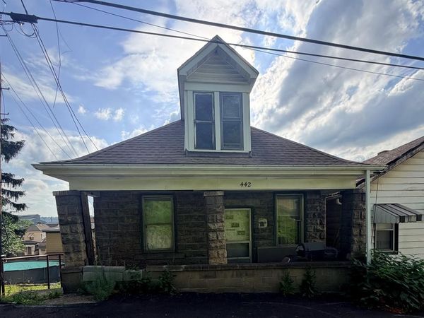 442 Rose Street, Follansbee, WV 26037