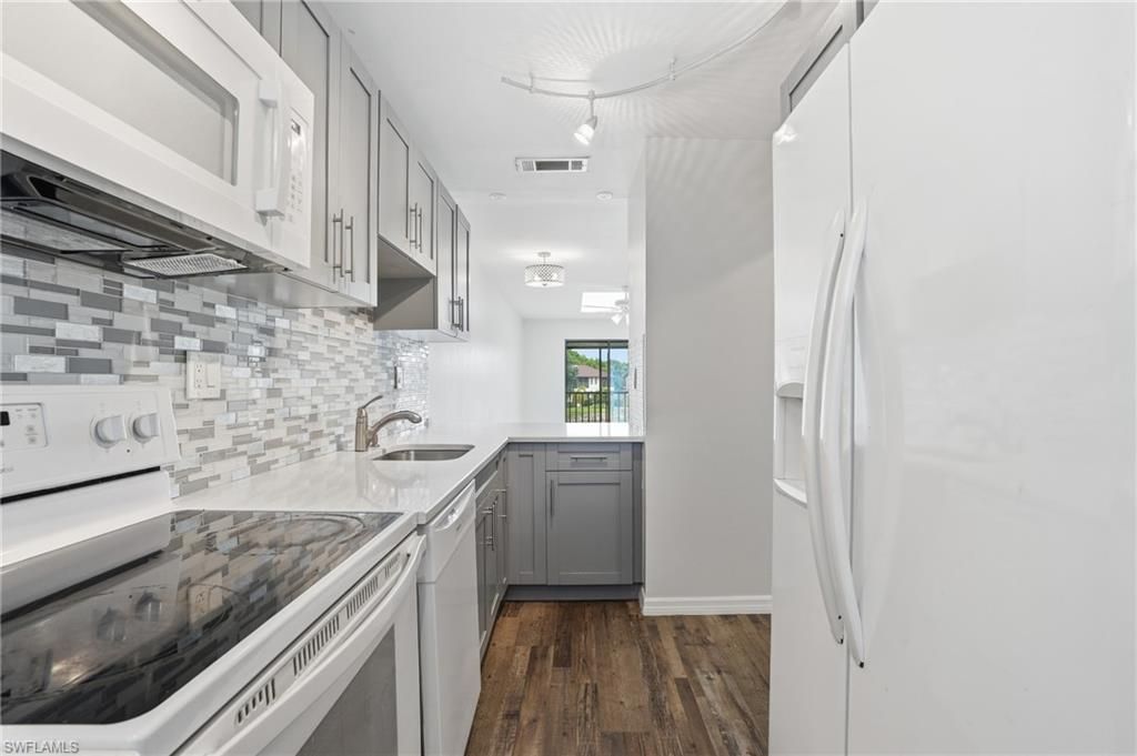 5323 Treetops Dr , Unit T203, Naples, FL 34113 Photo