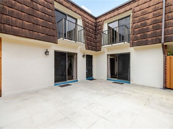 1418 Park Shore CIR , Unit 3, FORT MYERS, FL 33901
