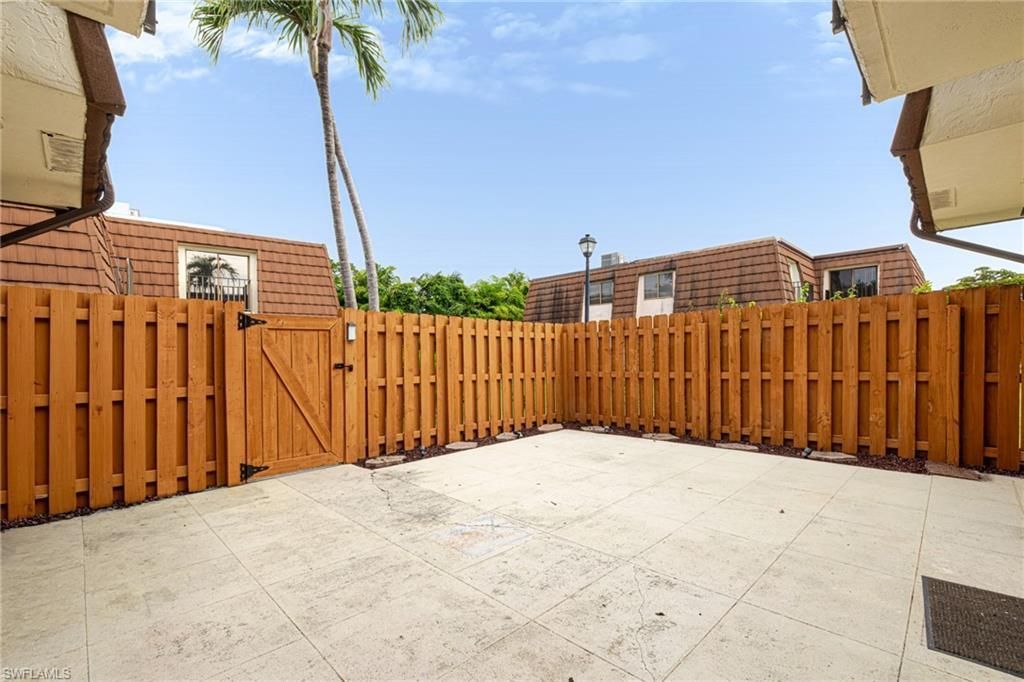 1418 Park Shore Cir , Unit 3, Fort Myers, FL 33901 Photo