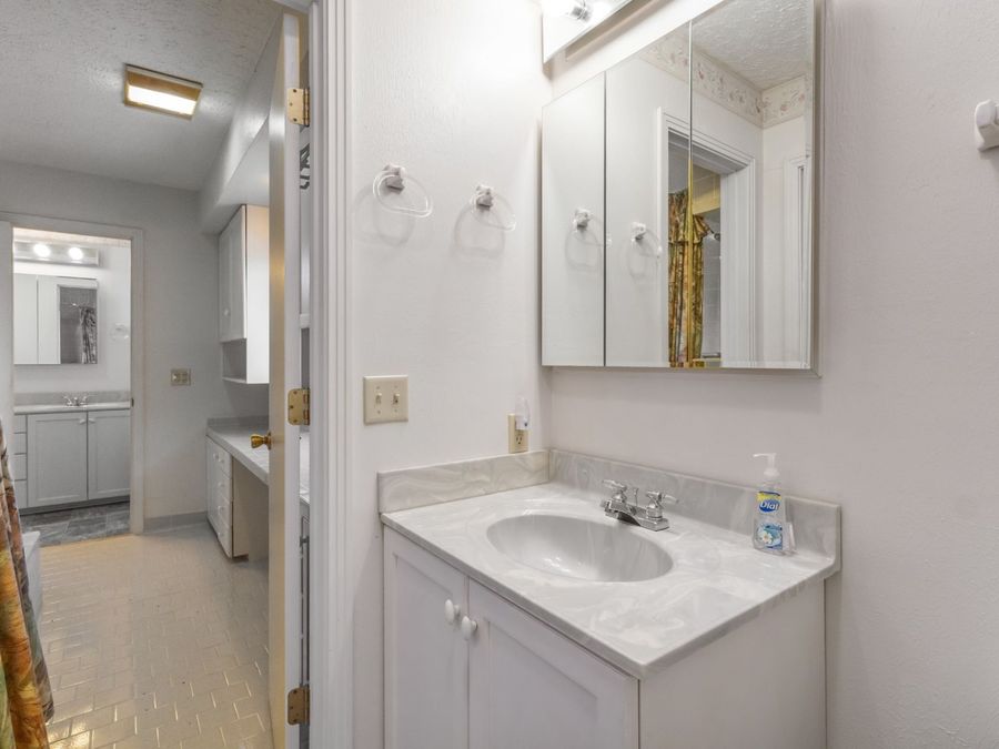 Property Image 76