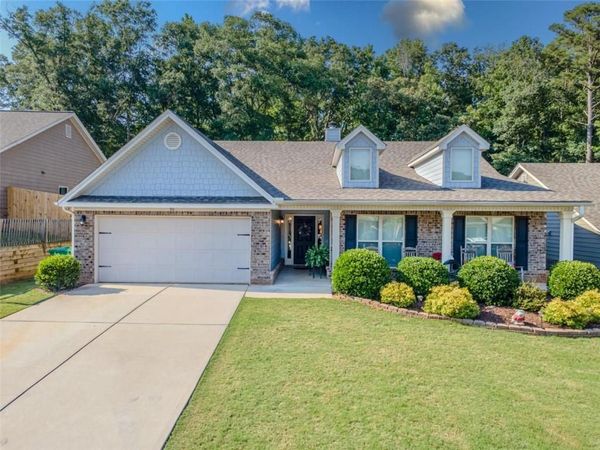 50 Goldshore Way , Statham, GA 30666