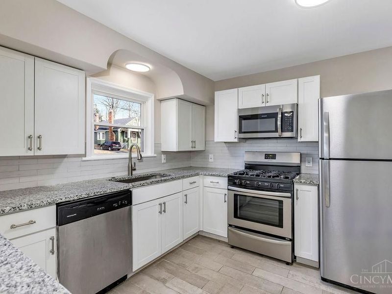6253 Sturdy Avenue, Cincinnati, OH 45230 Photo 13