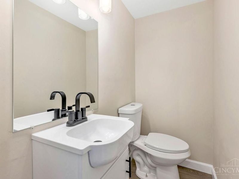 6253 Sturdy Avenue, Cincinnati, OH 45230 Photo 28