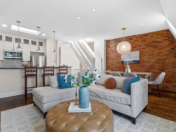 7 Concord Sq, Unit 4, Boston, MA 02118