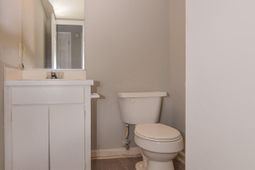 7655 Hunters Ridge Lane photo 4