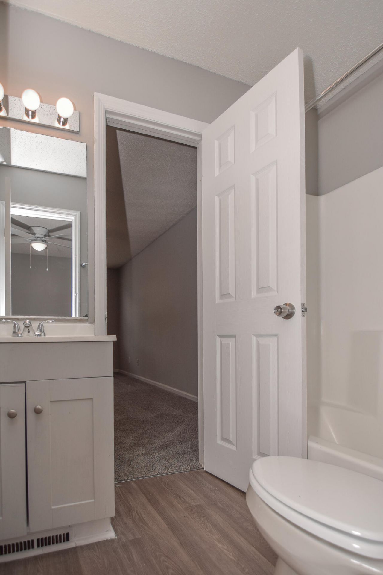 7655 Hunters Ridge Lane Photo 7