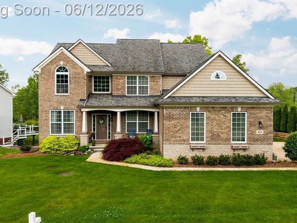 613 Olivia Drive, Milford Twp, MI 48381