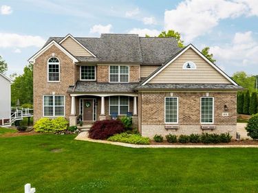 613 Olivia Drive, Milford Twp, MI 48381