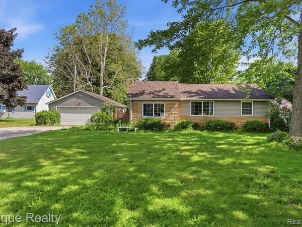 3652 Norman Road , Burtchville Twp, MI 48059