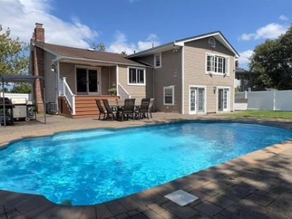 47 Orange Drive, Jericho, NY 11753
