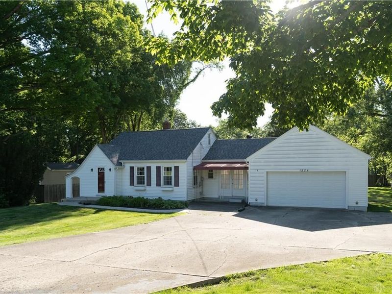 1328 Hanes Road, Beavercreek, OH 45434 Photo 1