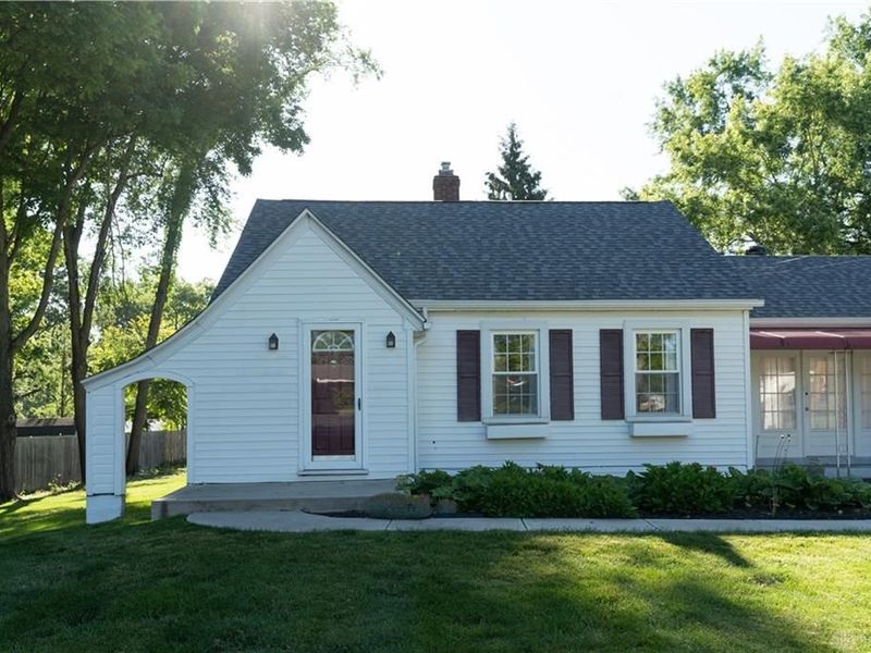 1328 Hanes Road, Beavercreek, OH 45434 Photo 2
