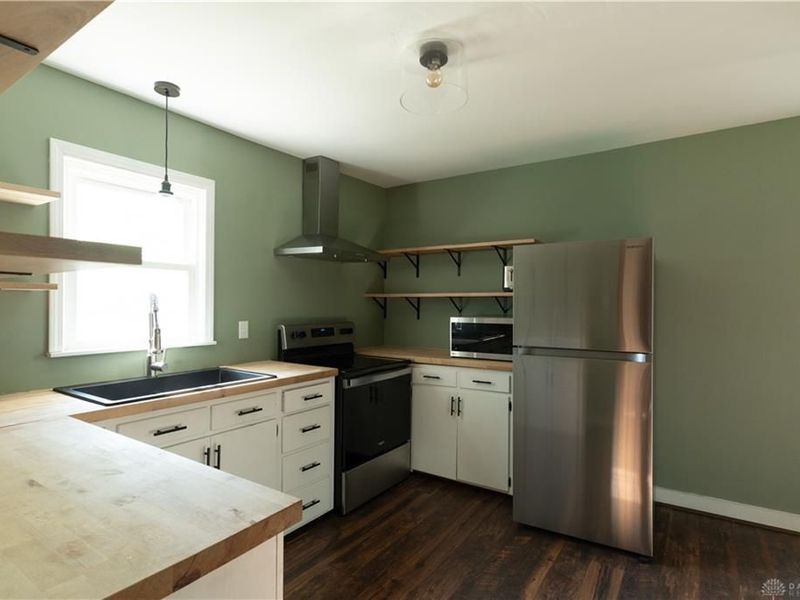 1328 Hanes Road, Beavercreek, OH 45434 Photo 4