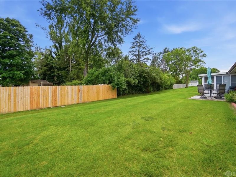 1043 Armsgate Road, Springfield, OH 45503 Photo 43