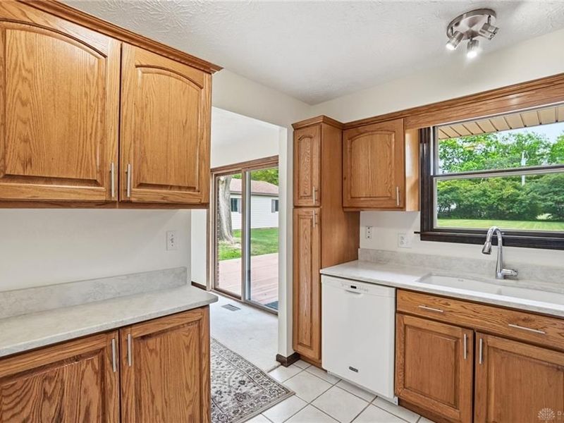 7655 Windham Road, Bethel Township, OH 45371 Photo 12
