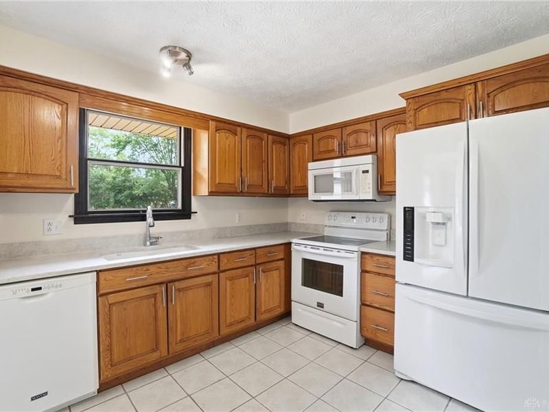 7655 Windham Road, Bethel Township, OH 45371 Photo 14