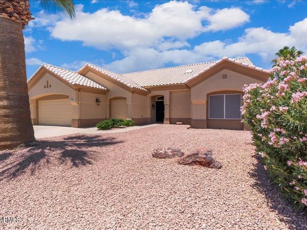 15156 W VIA MANANA, Sun City West, AZ 85375