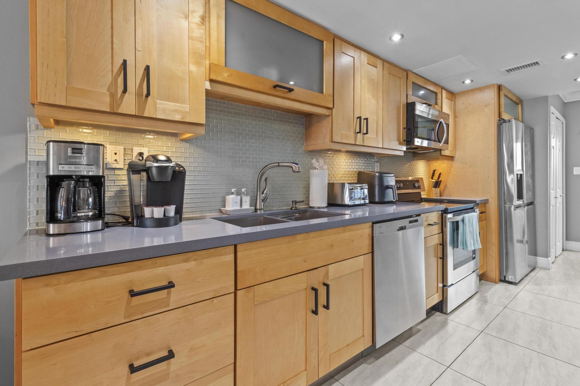 87200 Overseas Highway, Unit APT A 7, Islamorada, FL 33036 Photo