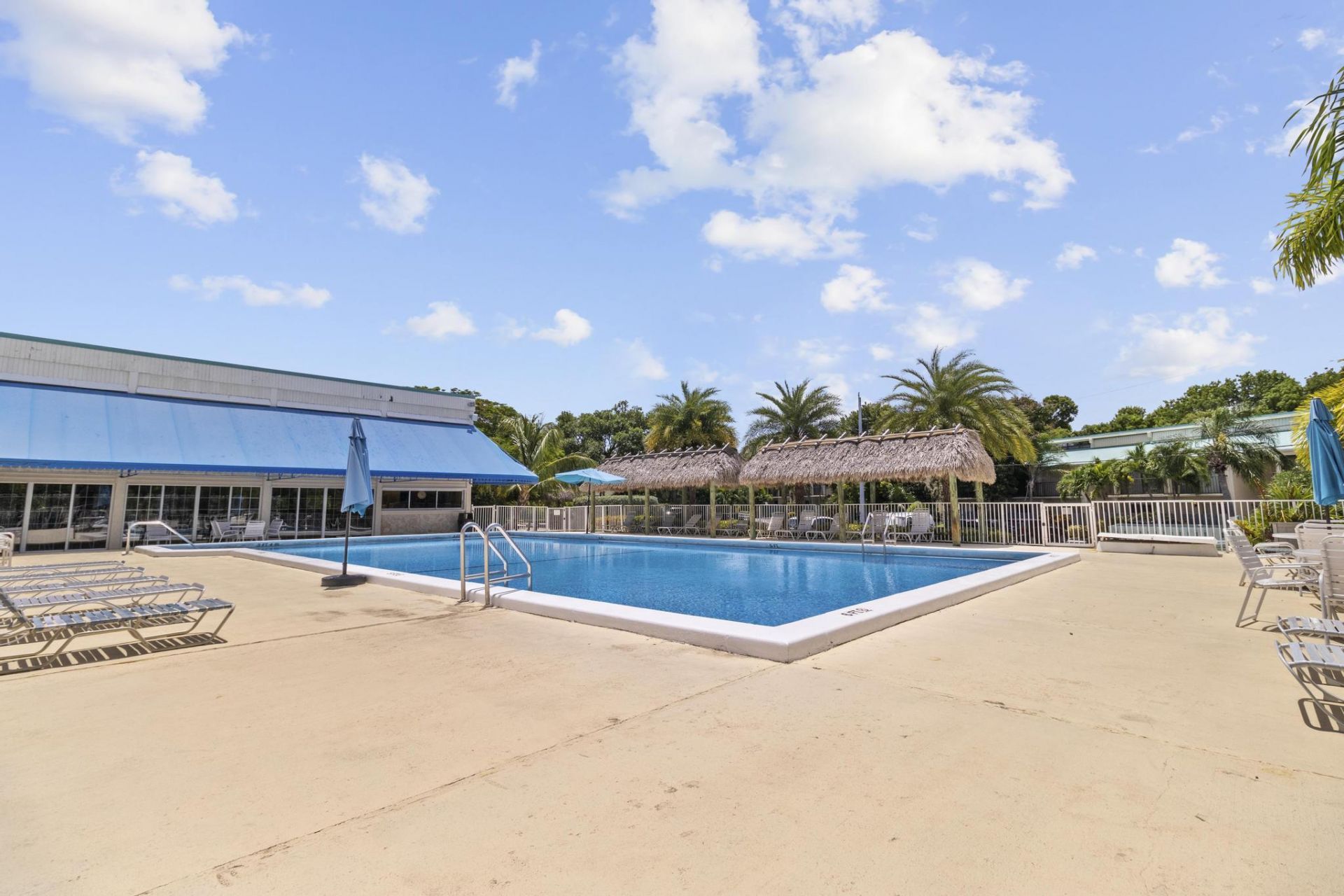 87200 Overseas Highway, Unit APT A 7, Islamorada, FL 33036 Photo