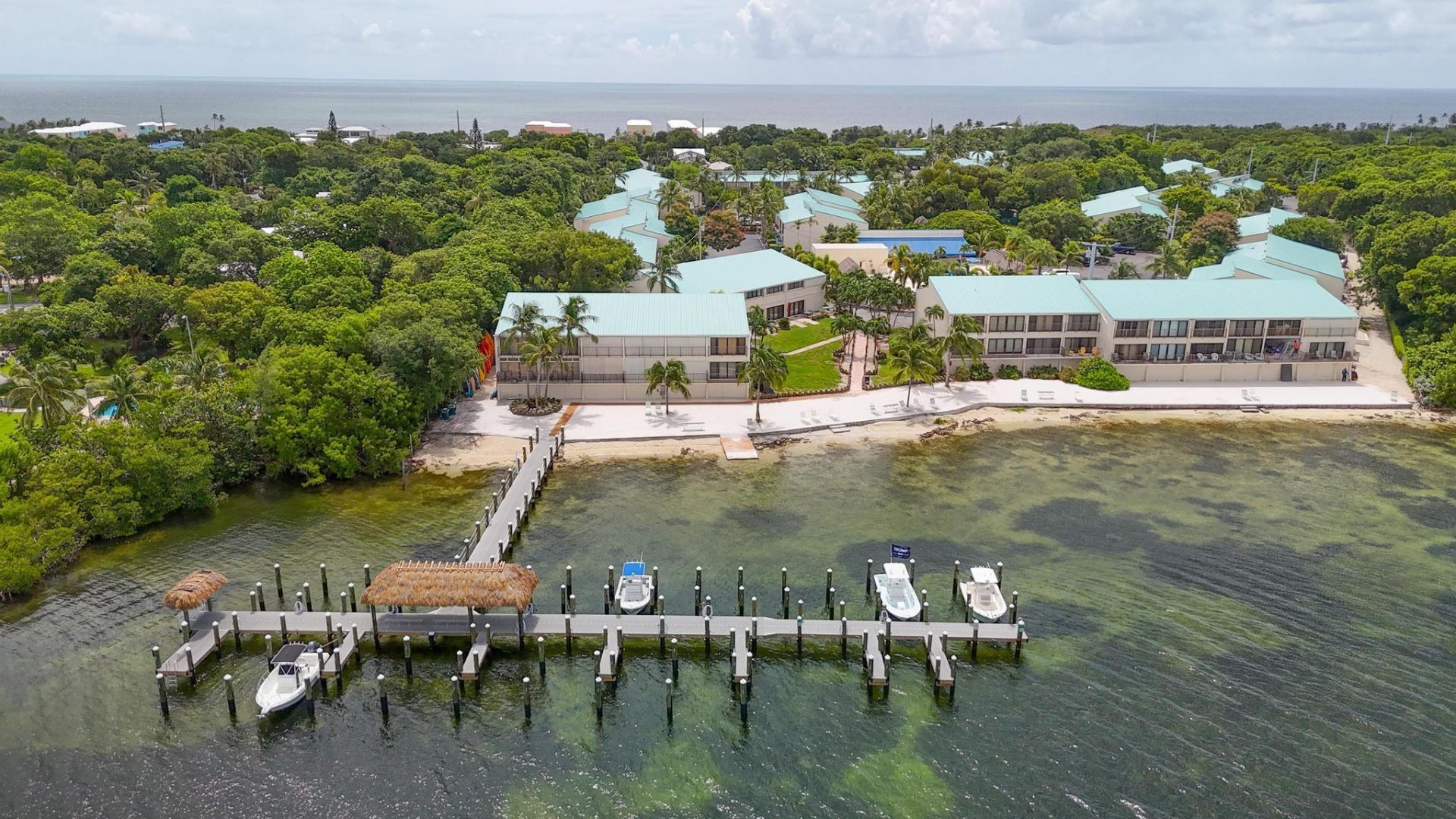 87200 Overseas Highway, Unit APT A 7, Islamorada, FL 33036 Photo