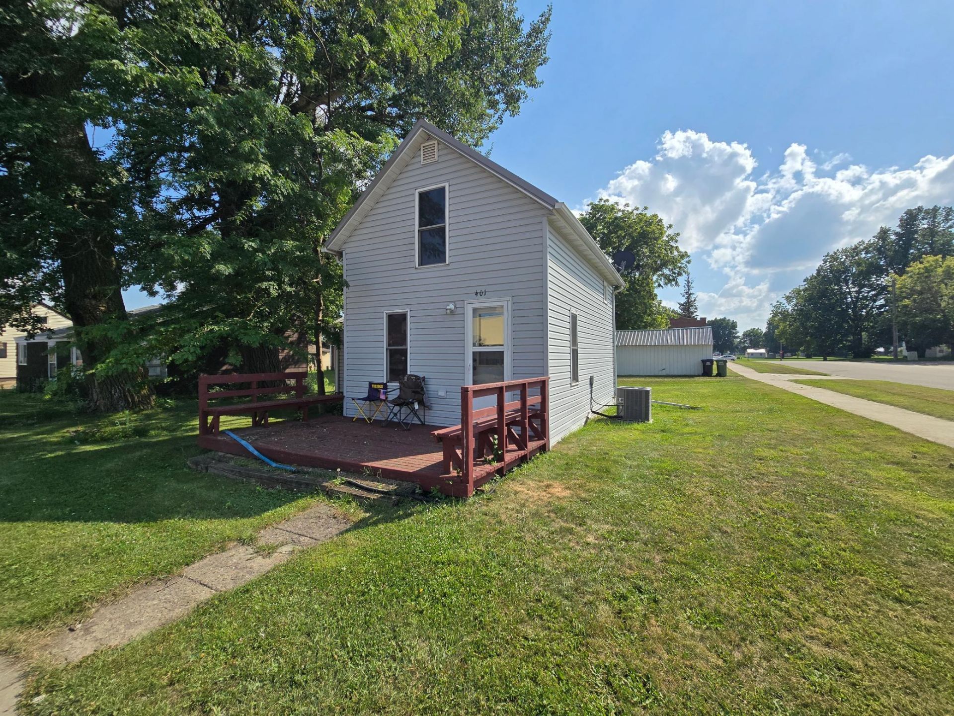 401 10th Street, Brewster, MN 56119