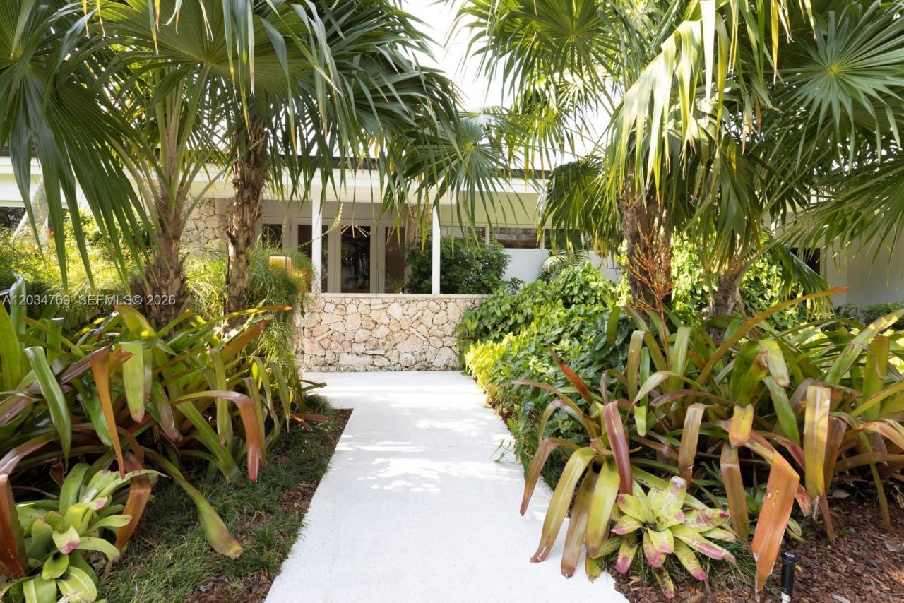 5780 Las Palmas Dr , Coral Gables, FL 33156 Photo