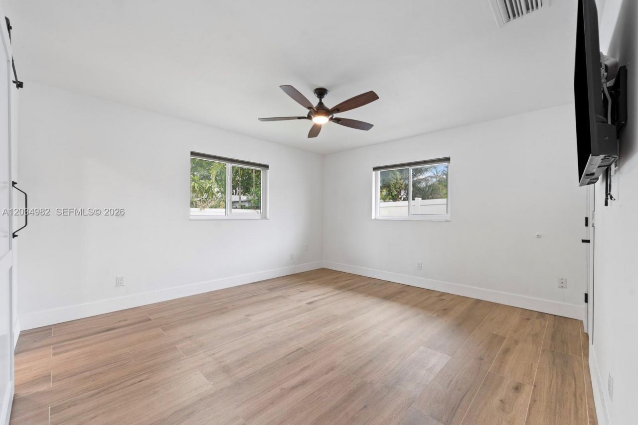 8951 NW 21st St , Pembroke Pines, FL 33024 Photo
