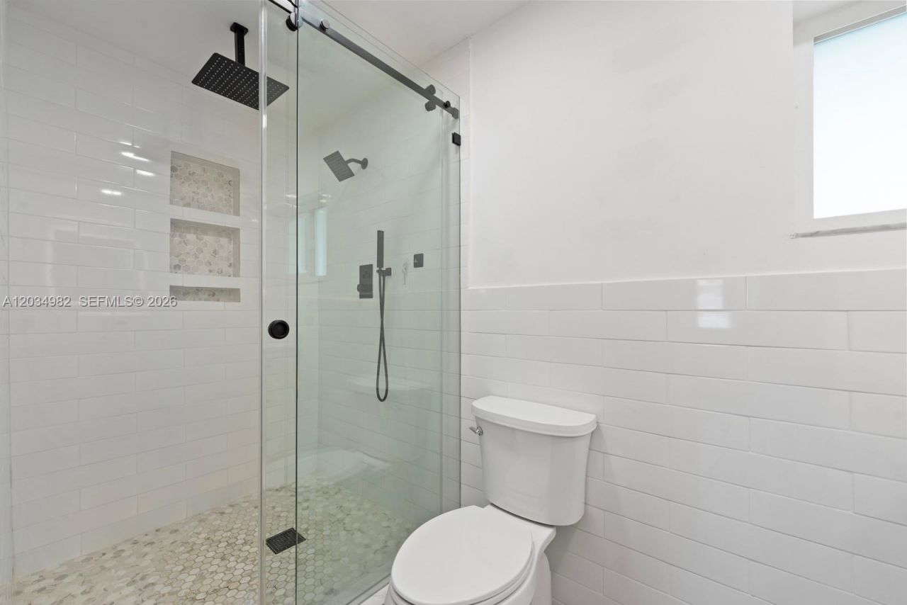 8951 NW 21st St , Pembroke Pines, FL 33024 Photo