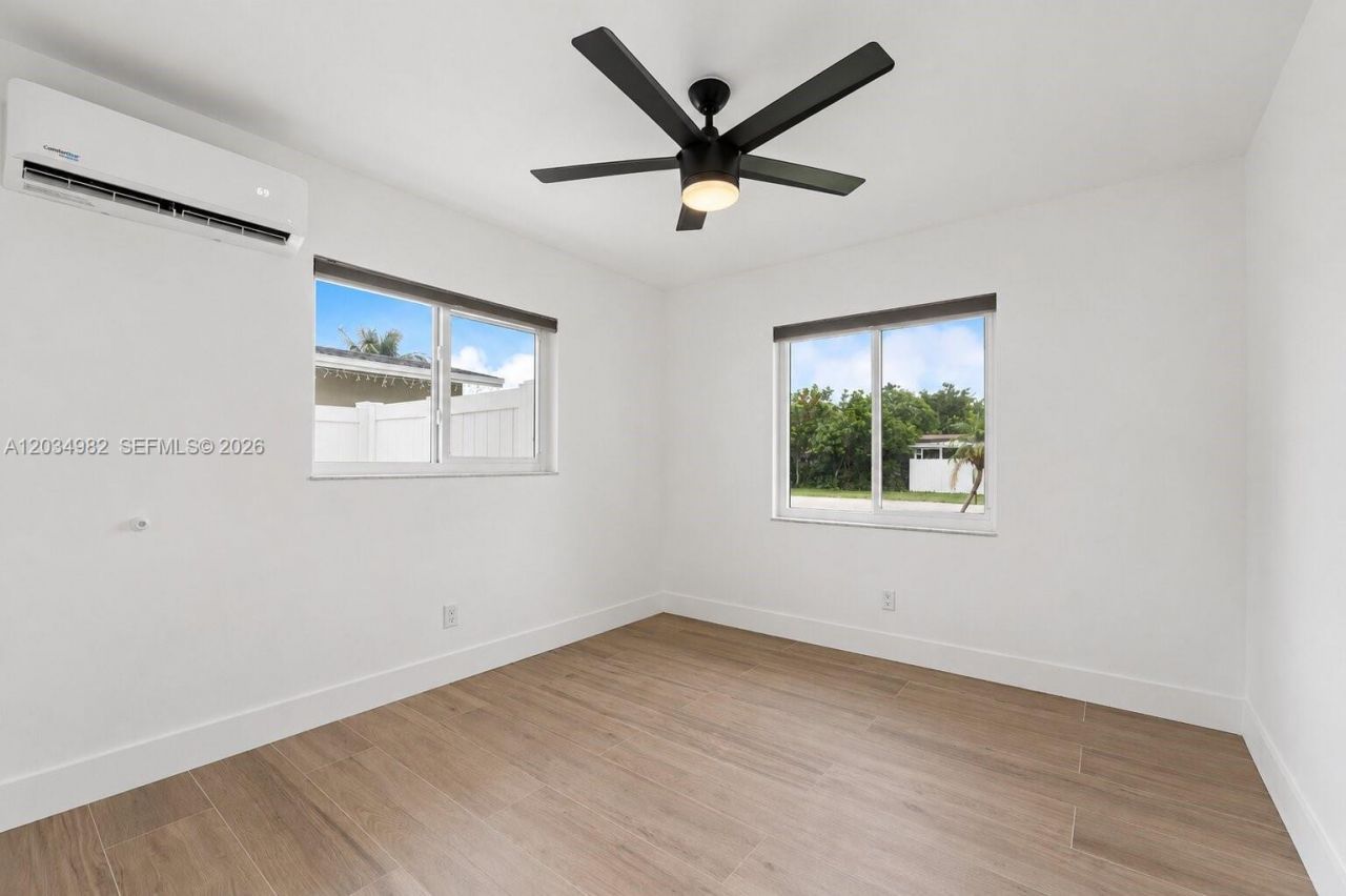 8951 NW 21st St , Pembroke Pines, FL 33024 Photo