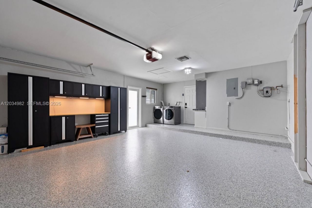8951 NW 21st St , Pembroke Pines, FL 33024 Photo