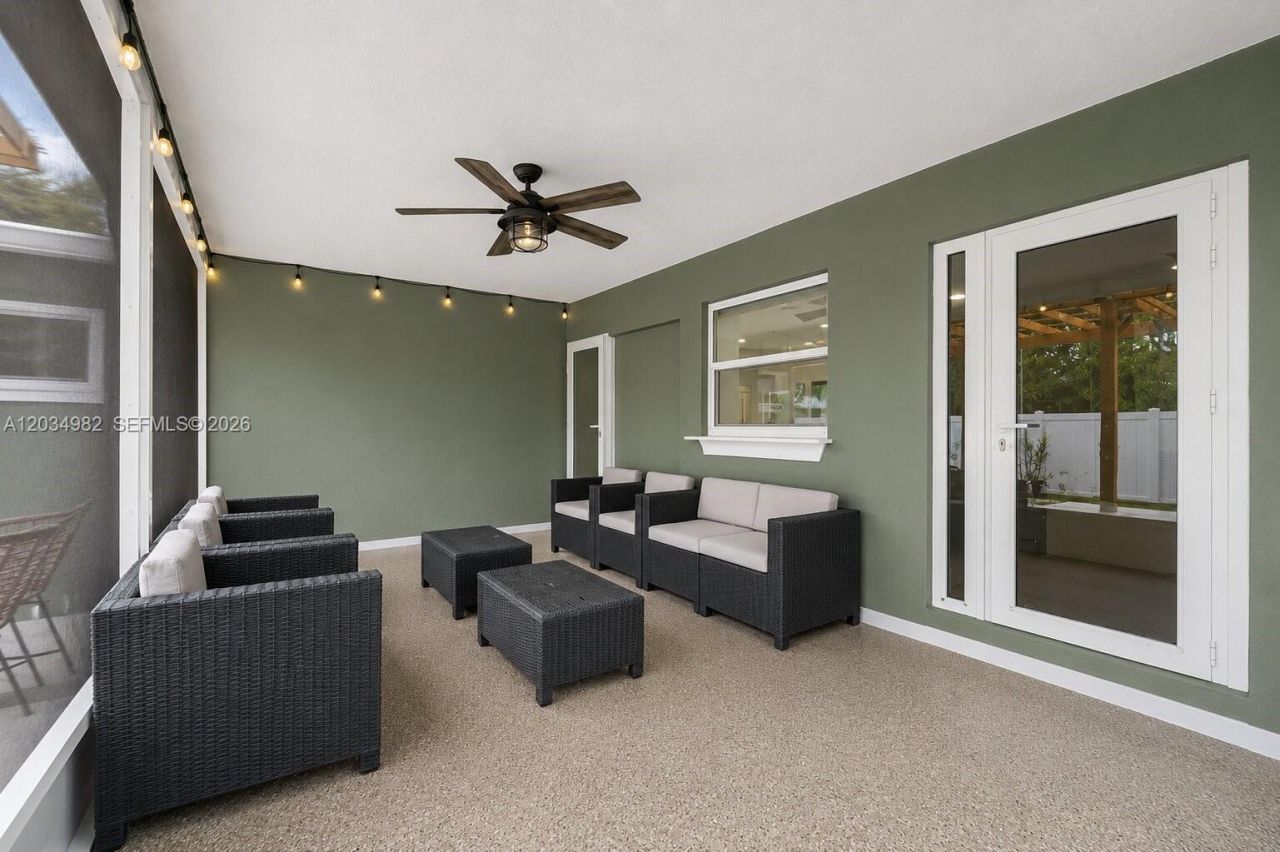 8951 NW 21st St , Pembroke Pines, FL 33024 Photo